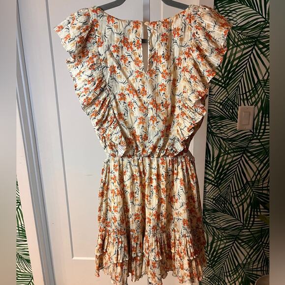 MinkPink Ruffle Tiered Floral Minu Dress Small NWOT - Picture 3 of 7